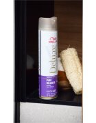 Wella Deluxe Pure Fullness lak na vlasy s extra silnou fixací pro objem 250 ml