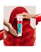 Wella Professionals Color Fresh intenzivní barvicí maska odstín Red 150 ml