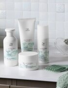 Wella Professionals Nutricurls Waves & Curls vyživující kondicionér pro snadné rozčesání vlasů 200 ml