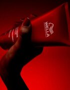 Wella Professionals Ultimate Repair Conditioner hydratační kondicionér pro poškozené a barvené vlasy 500 ml