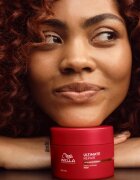Wella Professionals Ultimate Repair Mask intenzivně vyživující maska pro všechny typy vlasů 150 ml