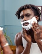 Wilkinson Sword Sensitive Shave Foam pěna na holení pro muže 75 ml