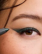 WONDERSKIN IYKYK oční stíny v tužce odstín Green Smoke 1.4 g
