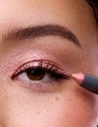 WONDERSKIN IYKYK oční stíny v tužce odstín Pink Quartz 1.4 g