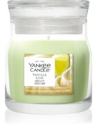 Yankee Candle Vanilla Lime vonná svíčka Signature 110 g