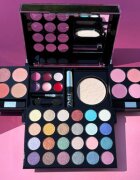 ZMILE COSMETICS All You Need To Go make-up sada
