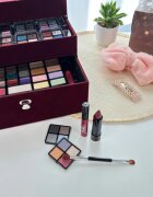 ZMILE COSMETICS Beauty Case Velvety kosmetický kufřík Dark Berry