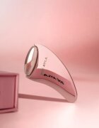 Zoë Ayla 2-in-1 Gua Sha Roller masážní pomůcka na obličej 1 ks