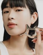 Zoë Ayla Facial Sculpt Tool masážní pomůcka na obličej 1 ks