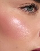 ZOEVA Velvet Love Liquid Highlighting Blush tekutá tvářenka pro rozjasnění pleti odstín Pink Nectar 13 ml