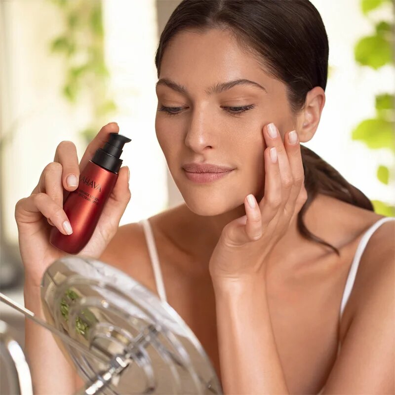 AHAVA Apple of Sodom lehký krém na hluboké vrásky SPF 30 50 ml