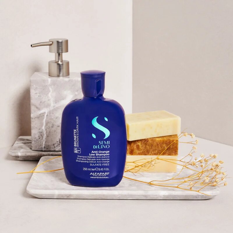 Alfaparf Milano Semi di Lino Brunette tónovací šampon neutralizující mosazné podtóny 250 ml