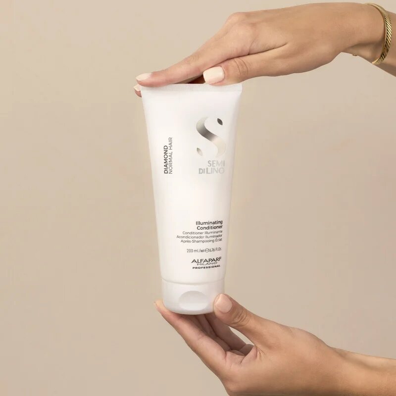 Alfaparf Milano Semi di Lino Diamond Illuminating rozjasňující kondicionér pro lesk a snadné rozčesávání vlasů 200 ml