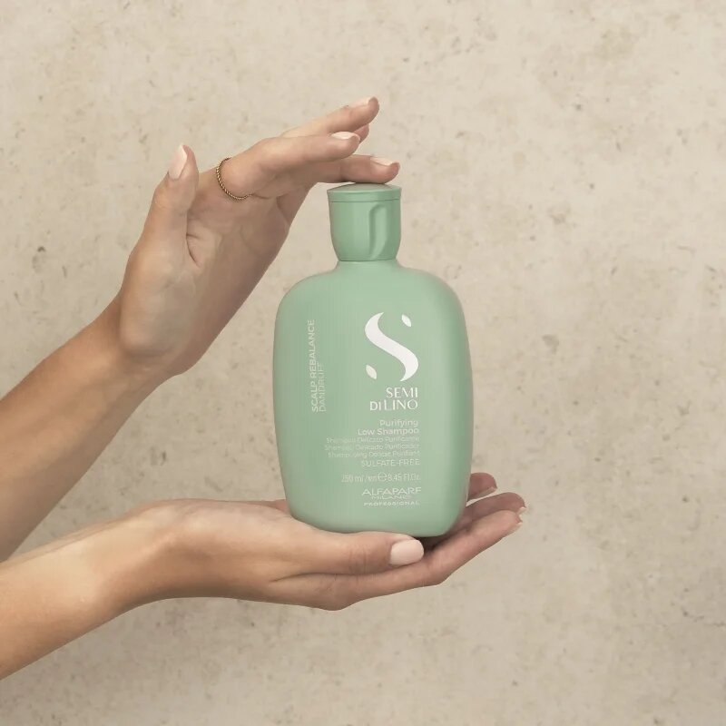 Alfaparf Milano Semi Di Lino Scalp Rebalance jemný čisticí šampon proti lupům 250 ml