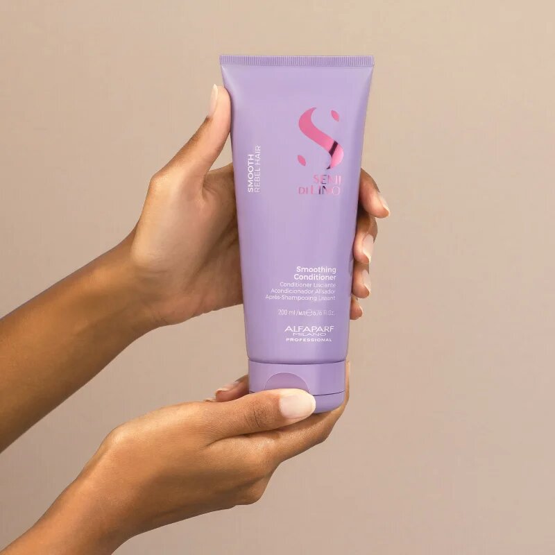 Alfaparf Milano Semi di Lino Smooth Smoothing Kit sada pro nepoddajné a krepatějící se vlasy