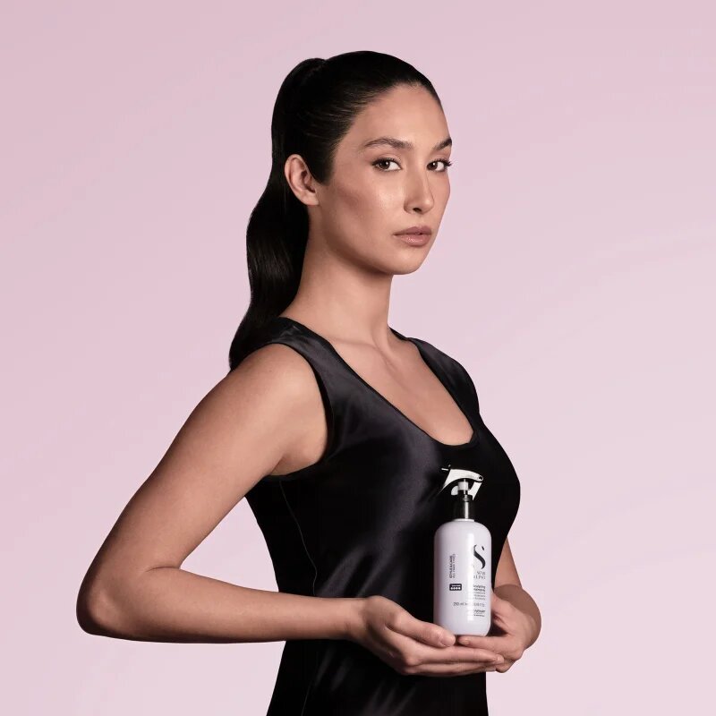 Alfaparf Milano Semi di Lino Style&Care Sculpting hairspay lak na vlasy se silnou fixací 250 ml