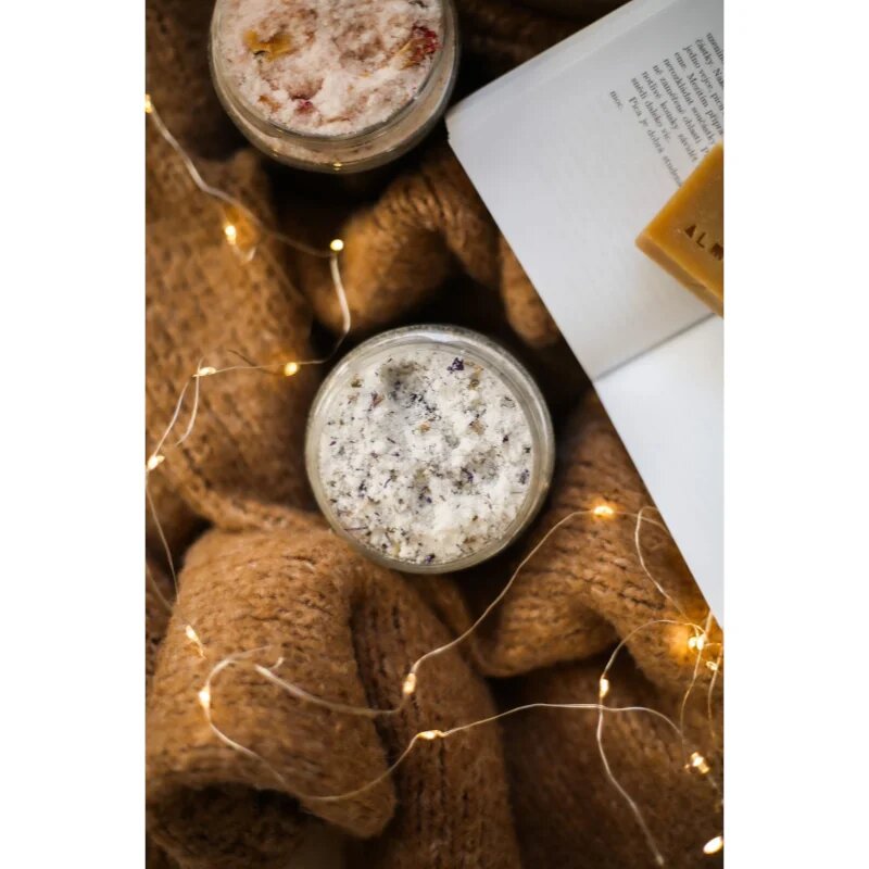 Almara Soap Bath Salt relaxační sůl do koupele s vůní Rose Garden 450 g