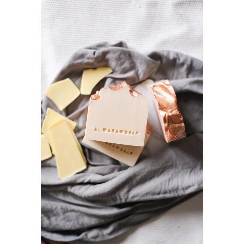 Almara Soap Fancy White Chocolate ručně vyráběné mýdlo 100 g