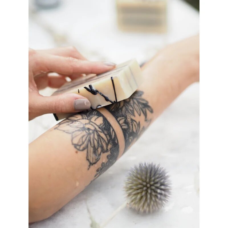 Almara Soap Natural After Tattoo přírodní mýdlo se zklidňujícím účinkem 90 g