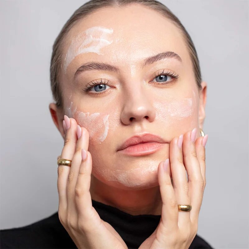 Antipodes Grace Gentle Cream Cleanser & Makeup Remover odličovací a čisticí krém 120 ml