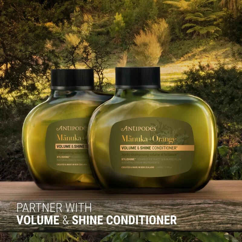 Antipodes Mᾱnuka + Orange Volume & Shine objemový šampon pro lesk a hebkost vlasů 340 ml