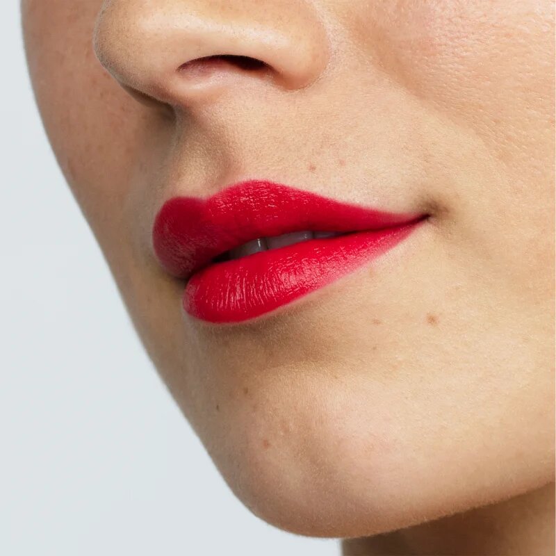Antipodes Moisture-Boost Natural Lipstick vyživující rtěnka odstín Forest Berry Red 4 g