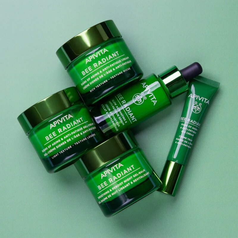 Apivita Bee Radiant Eye Cream oční krém pro korekci tmavých kruhů a vrásek 15 m