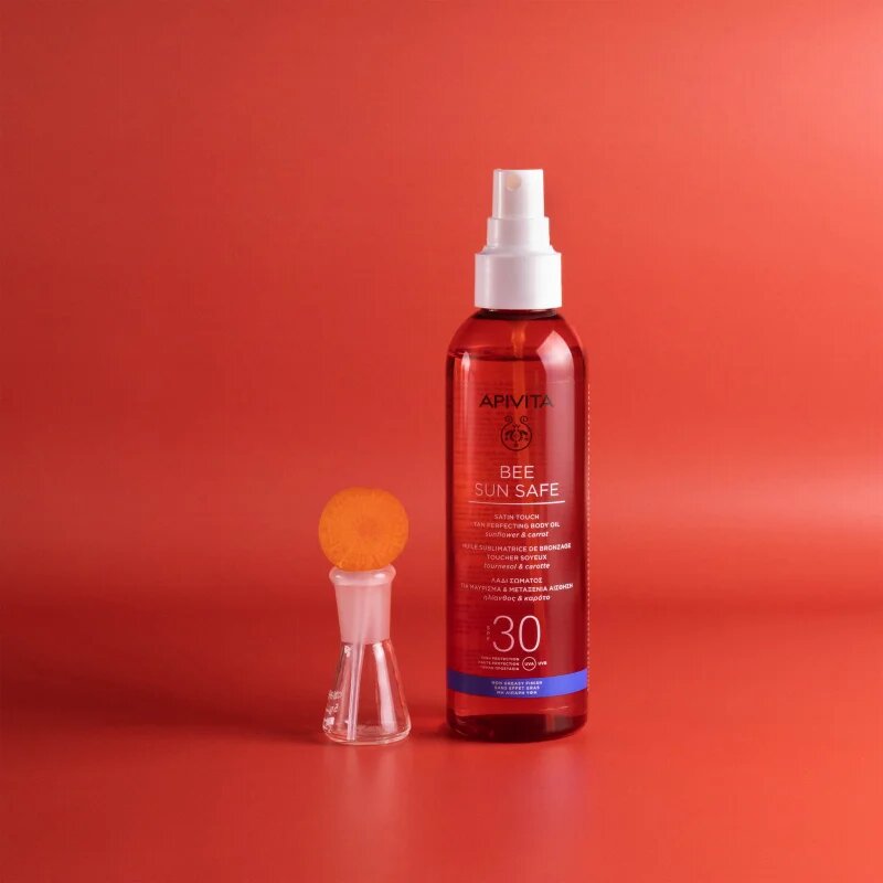 Apivita Bee Sun Safe Satin Touch Oil SPF30 olej na opalování SPF 30 200 ml