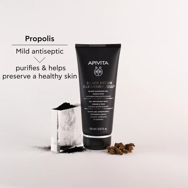 Apivita Cleansing Black Detox Cleansing Gel čisticí gel s aktivním uhlím na obličej a oči 150 ml