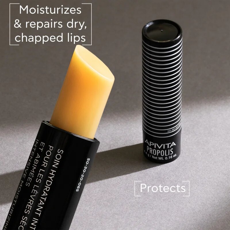 Apivita Lip Care Propolis balzám na suché a popraskané rty 4.4 g
