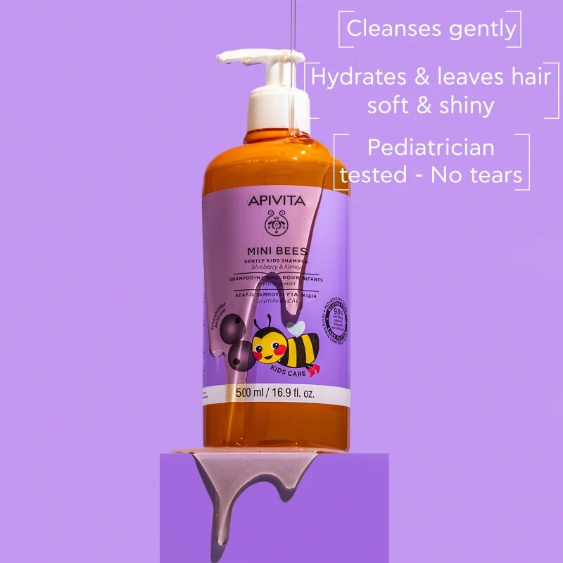 Apivita Mini Bees Gentle Kids Shampoo Blueberry & Honey šampon pro jemné vlasy pro děti 500 ml