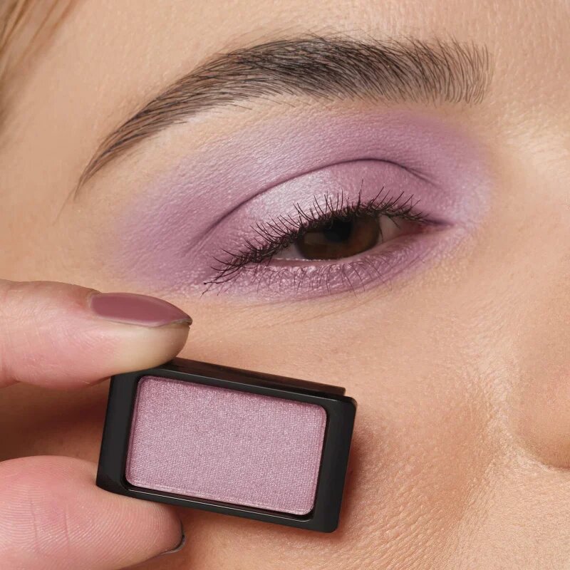ARTDECO Eyeshadow Pearl oční stíny pro vložení do paletky s perleťovým leskem odstín 87 Pearly Purple 08 g