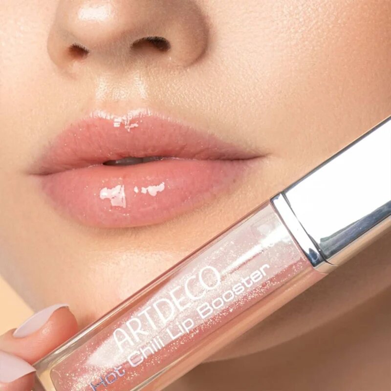 ARTDECO Hot Chili Lip Booster zářivý lesk na rty pro objem odstín Glossy Chili 6 ml