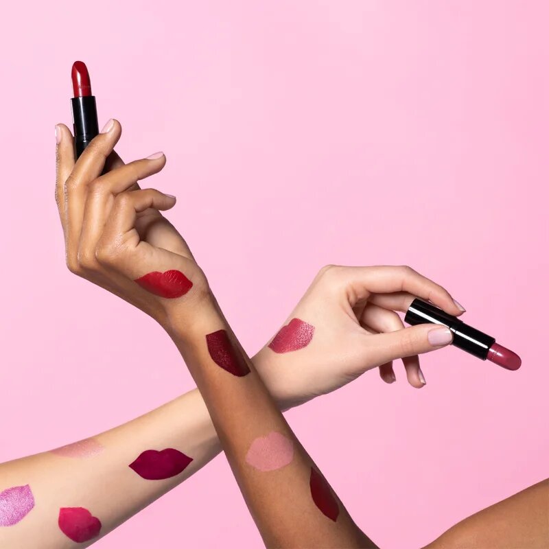 ARTDECO Perfect Color krémová rtěnka se saténovým finišem odstín 926 Dark Raspberry 4 g