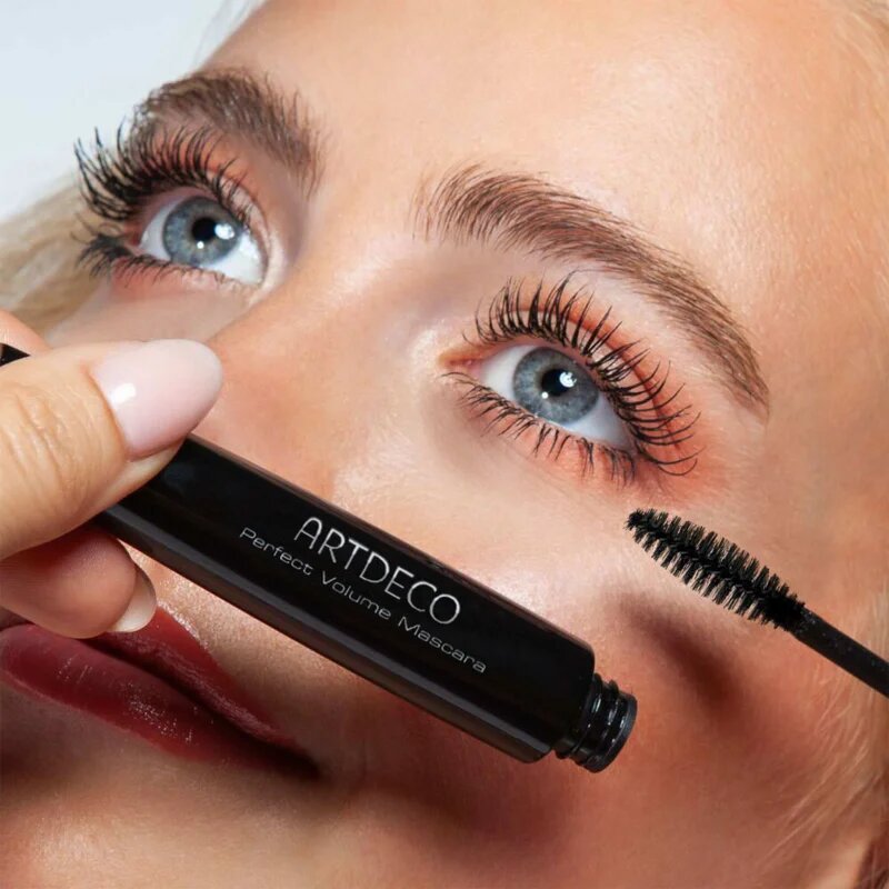 ARTDECO Perfect Volume řasenka pro objem a natočení řas 21 Black 10 ml