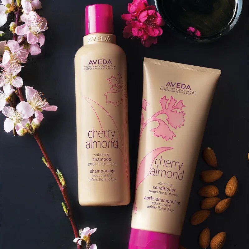 Aveda Cherry Almond Softening Shampoo vyživující šampon pro lesk a hebkost vlasů 1000 ml