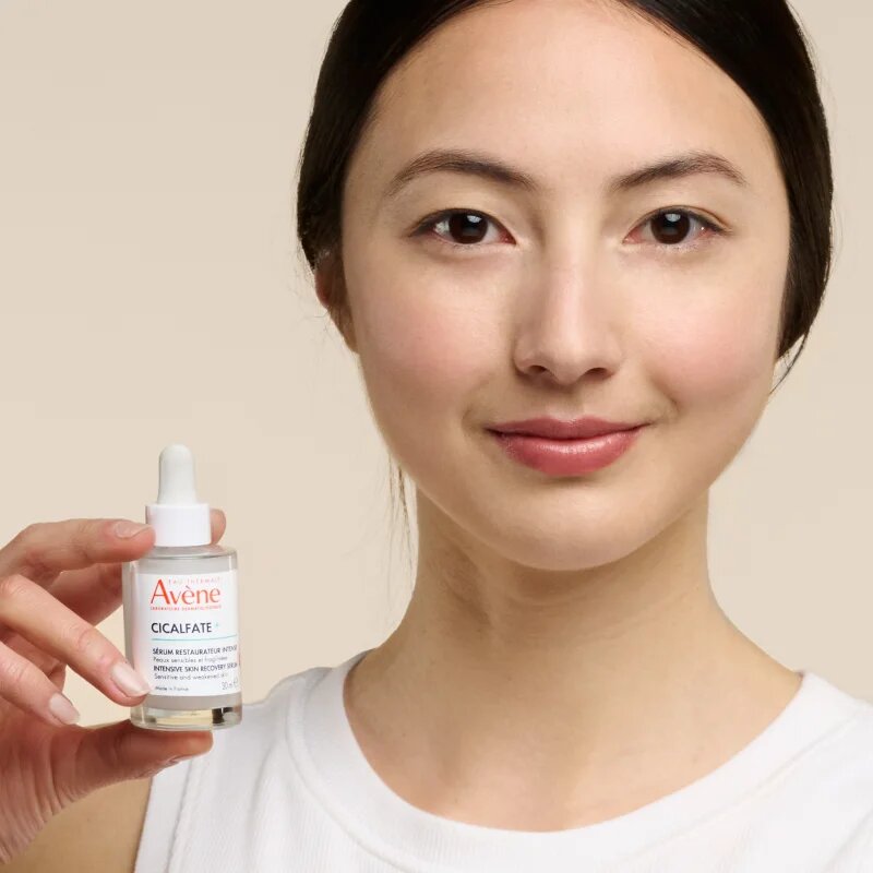 Avène Cicalfate+ Intensive Skin Recovery Serum intenzivní sérum pro obnovu kožní bariéry 30 ml