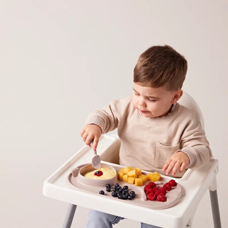 B.Box Roll & Go skládací jídelní podložka Latte 1 ks