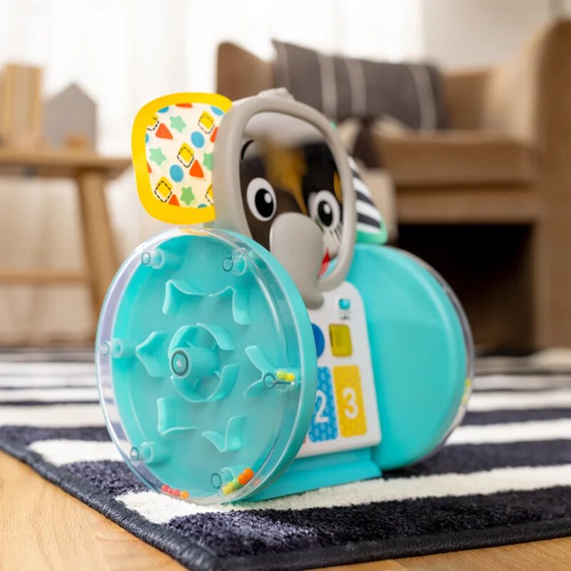 Baby Einstein Chase & Tap Earl Interactive Crawling Toy hudební hračka 6 m+ 1 ks