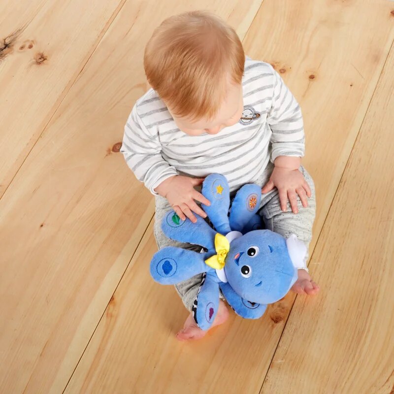 Baby Einstein Octoplush™ hudební hračka 3m+ 1 ks