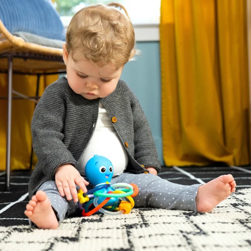 Baby Einstein Opus's Shake & Soothe Teether Toy & Rattle kousátko s chrastítkem 0 m+ 1 ks