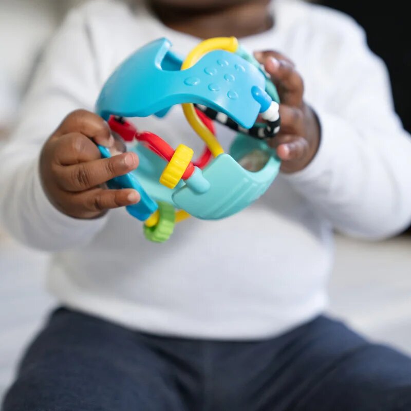 Baby Einstein Rattle & Sense™ senzorický míček s kousátkem 3m+ 1 ks