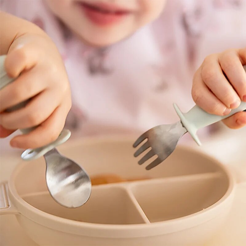 BabyOno Be Active Stainless Steel Spoon and Fork příbor pro děti Beige 12m+ 2 ks