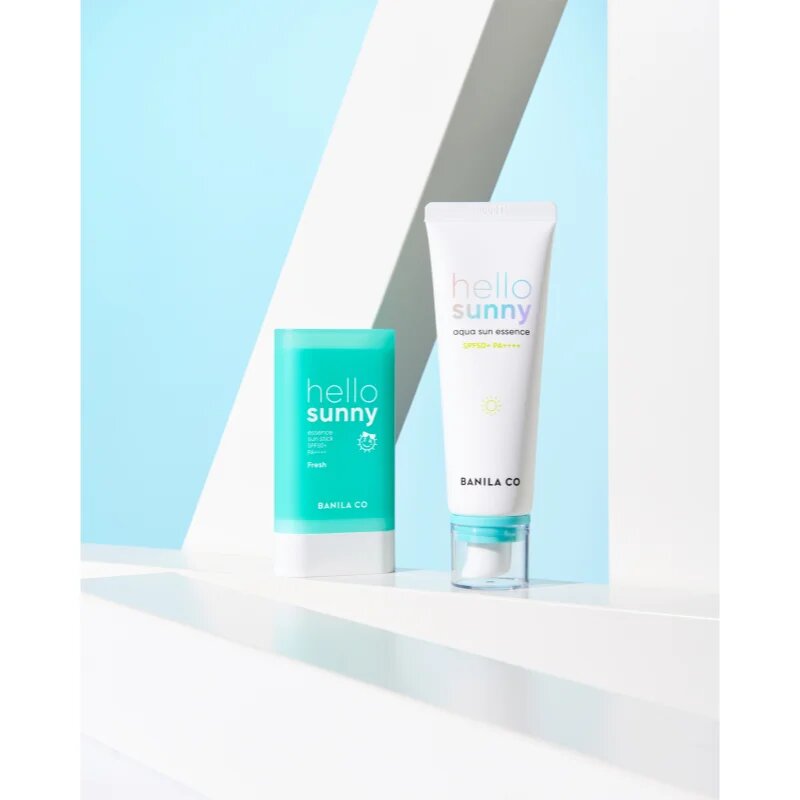 Banila Co. hello sunny Fresh Essence Sun Stick opalovací krém v tyčince SPF 50+ 18.5 g