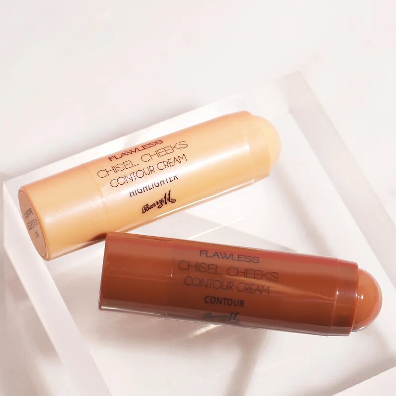 Barry M Chisel Cheeks krémový bronzer a rozjasňovač v tyčince duo balení 2x5 g