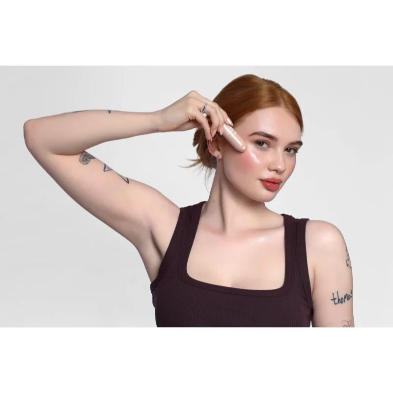 Barry M Glass Skin krémový rozjasňovač v tyčince odstín 4.5 g