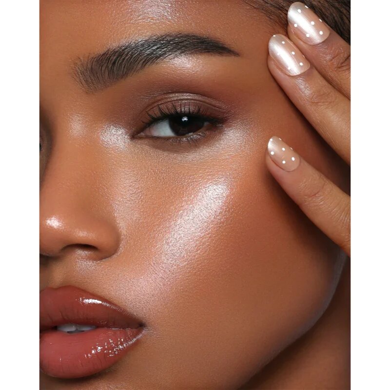 Barry M Glass Skin krémový rozjasňovač v tyčince odstín Bronze 4.5 g