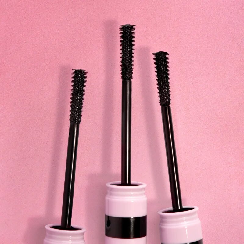 Barry M It's A Wrap objemová a prodlužující řasenka odstín Black 8 g