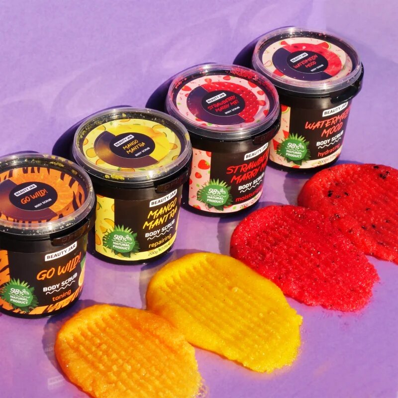 Beauty Jar Strawberry Marry Me! hydratační tělový peeling 200 g
