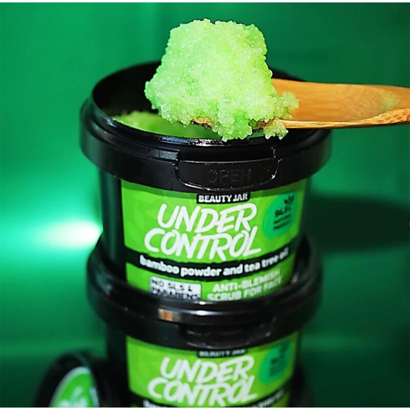 Beauty Jar Under Control čisticí peeling pro problematickou pleť 120 g